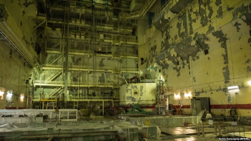 Отдельные узлы Чернобыльской АЭС продолжали работать и после аварии. Последний энергоблок вывели из эксплуатации в 2000-м году